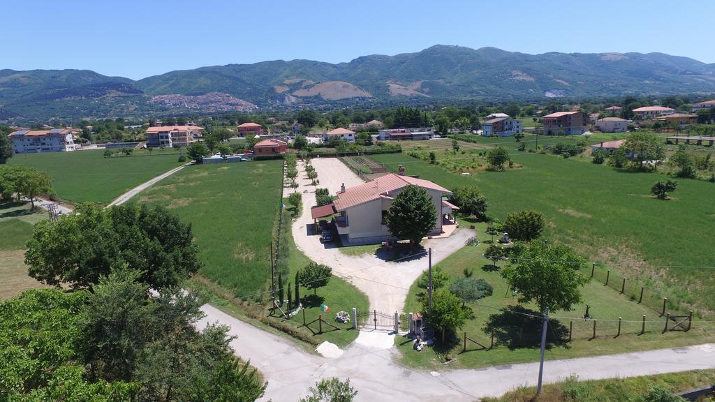 B&B Il Tiglio Падула Екстериор снимка